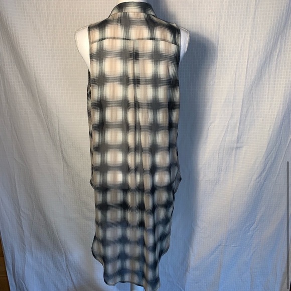 LUSH Sleeveless Long Button Down Top Size Large - Picture 4 of 7